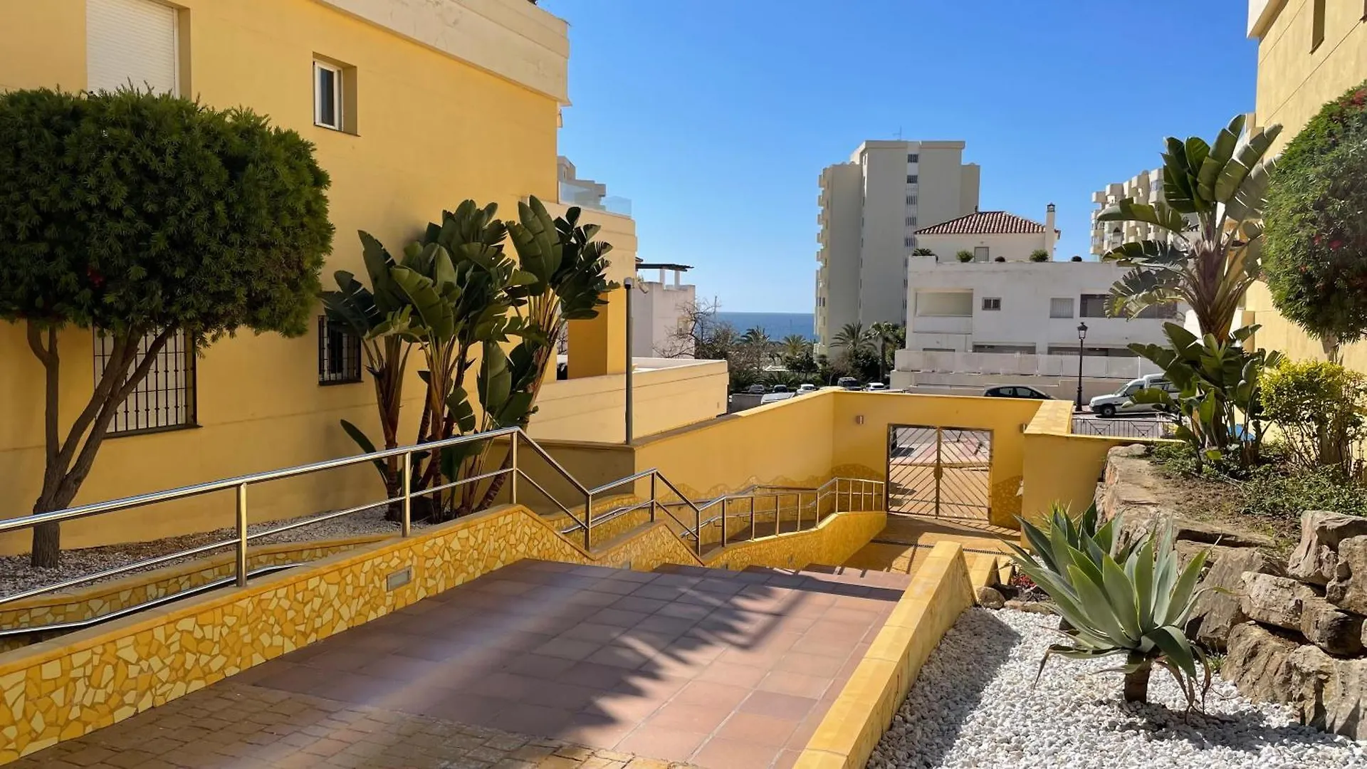 Intermobiliaria Rentals - Puerto Alto B4 6 Estepona Apartamento